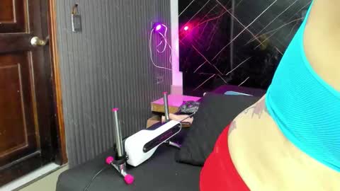 CLOE online show from October 24, 11:44 am