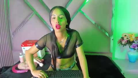 CloeMorenti  online show from November 12, 3:03 pm