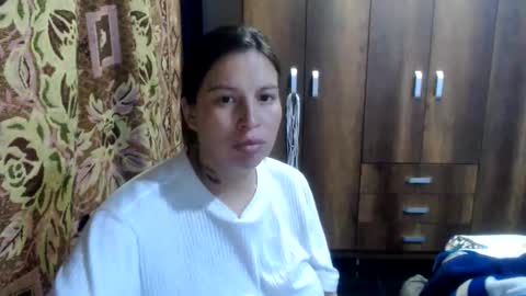 cloepussy online show from May 31, 6:23 am