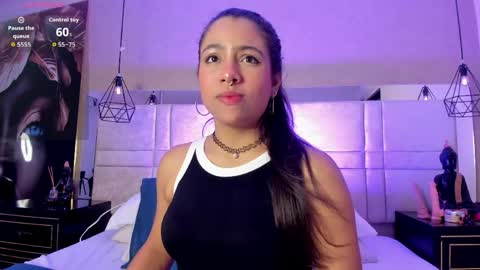 Clohe the wonder online show from April 28, 2:27 am