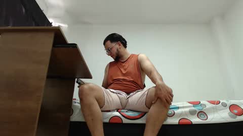 cloudsfunxxx online show from April 29, 4:56 pm