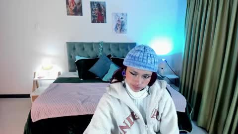 emely dolce online show from March 7, 9:18 am