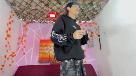 Snapshot of club_latinboys chatting on September 29, 3:11 pm club_latinboys online show from September 29, 3:11 pm