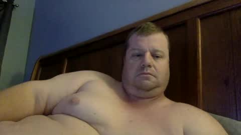 cmachen online show from December 9, 11:24 pm