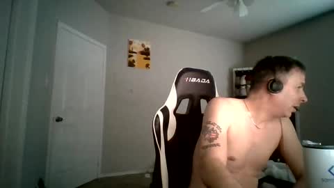 Snapshot of cmypenis chatting on March 3, 3:54 pm Master Bates online show from March 3, 3:54 pm
