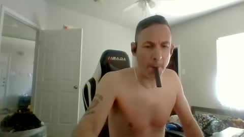 Snapshot of cmypenis chatting on October 19, 7:29 pm Master Bates online show from October 19, 7:29 pm