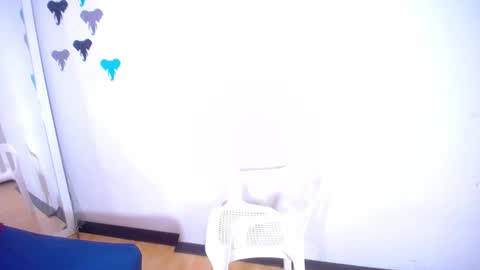 cock_whisperer69 online show from March 11, 2:53 pm