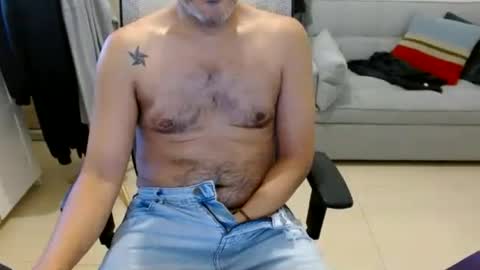 cockydude31 online show from July 28, 11:17 am