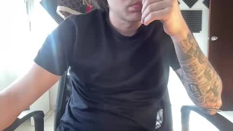 cockzilla1900 online show from February 18, 8:14 pm