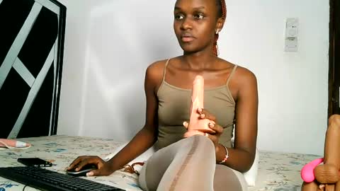 coco_pot online show from July 28, 8:34 pm