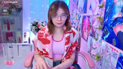 Mia online show from April 25, 2:47 pm