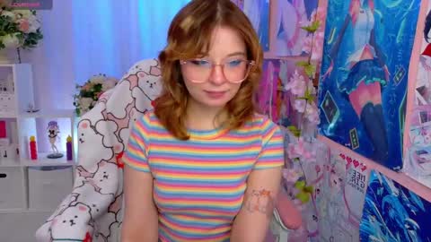 Mia online show from May 1, 2:55 pm