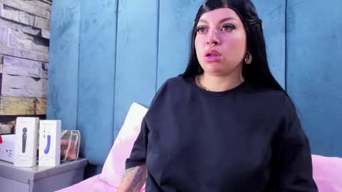 Cocoo  online show from February 5, 3:10 am