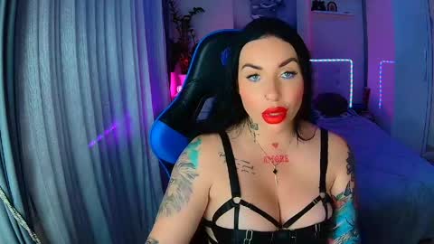Ur goddess Nikki online show from April 29, 11:04 am