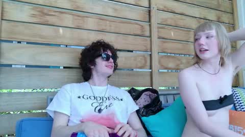 Cokia online show from April 22, 8:05 pm