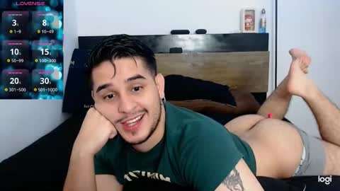 colin_lewisss online show from March 15, 4:17 am