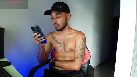 IG  online show from February 19, 7:02 pm