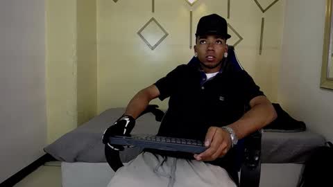 CollemanStone online show from December 16, 4:41 am