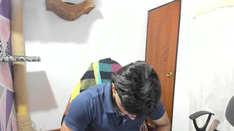 EMMETT COLLINS online show from January 19, 12:42 am