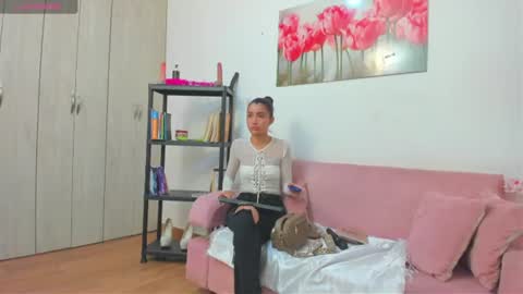 conni_f00x online show from June 24, 7:32 pm