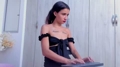 conni_f00x online show from July 14, 9:31 pm