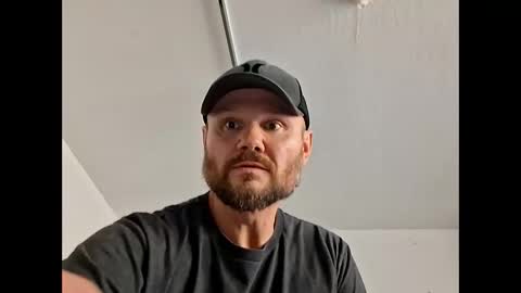 connlee10929154 online show from February 4, 9:02 am