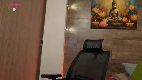 connor_h1 online show from June 26, 6:19 am