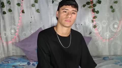 connor_michael online show from November 22, 7:12 pm