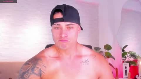 Connor Smith online show from April 28, 10:14 pm