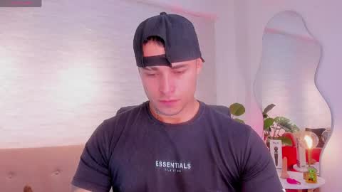 Connor Smith online show from April 25, 1:52 pm