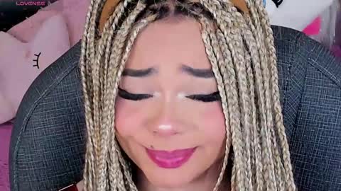 Conny online show from December 3, 2:40 pm