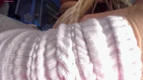 Conny online show from October 23, 2:40 pm