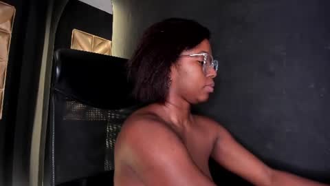 Nilo Solem online show from June 14, 2:24 am