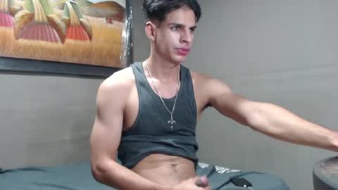 conradgrayson78 leonandresough online show from March 15, 11:08 pm