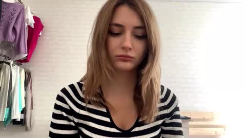 Amelia online show from March 19, 8:09 am