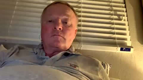 Snapshot of cookoosnest chatting on February 23, 5:01 am cookoosnest online show from February 23, 5:01 am