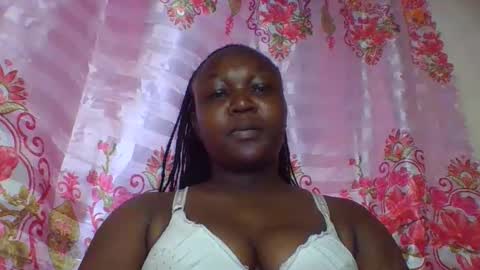 coolgirl001 online show from October 6, 10:44 am