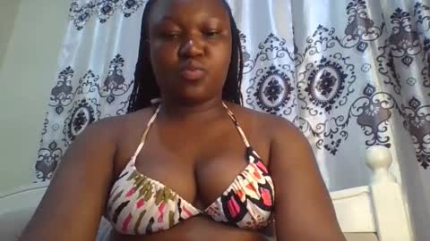 coolgirl001 online show from October 13, 6:10 pm