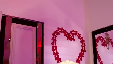 Ginger The Cringer online show from November 8, 10:40 am