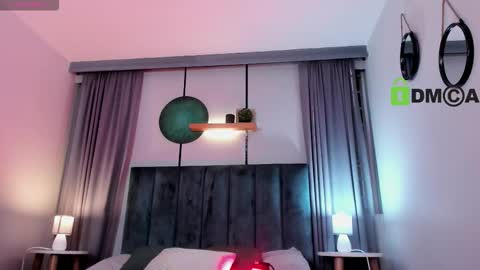 Coral Stefani online show from November 4, 10:00 pm