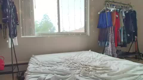 coriaddams online show from July 27, 8:28 pm