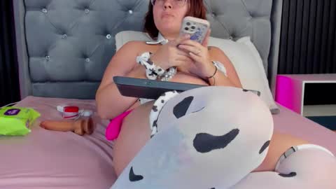 Corney Smith  online show from December 23, 1:34 am