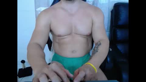 corolaxxl online show from March 19, 1:55 am