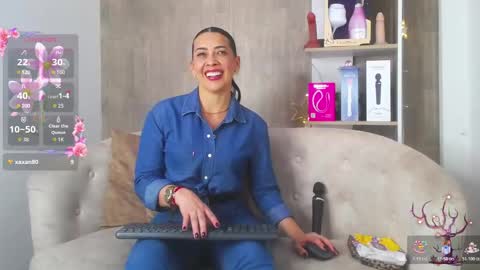 cortney tayler online show from November 27, 8:05 pm