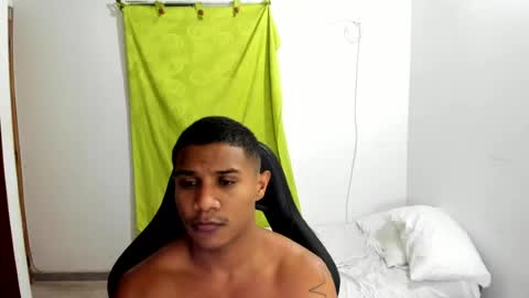 Ethan  online show from July 12, 1:20 am