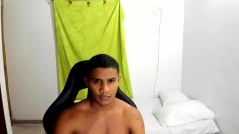 Ethan  online show from June 22, 2:39 am