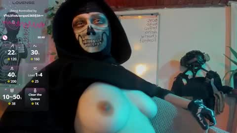 cos_operator online show from November 25, 8:18 pm