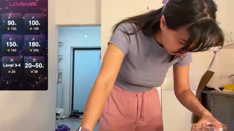 Lina online show from November 10, 11:02 am