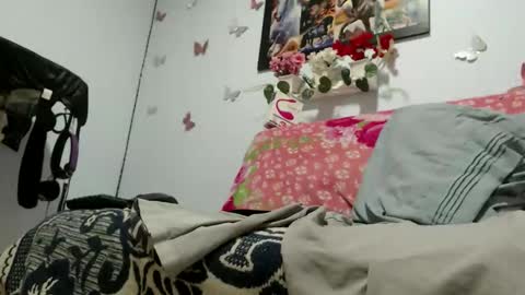 sofiabigcock69 online show from March 17, 12:10 pm