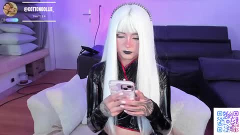 Dollie  online show from May 4, 12:22 pm